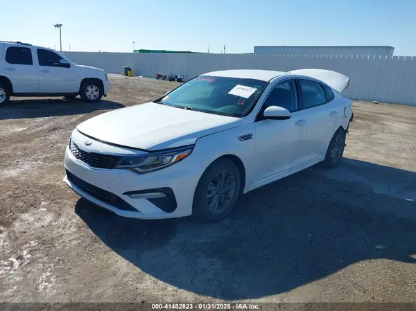 5XXGT4L32LG396843 2020 KIA OPTIMA - Image 2