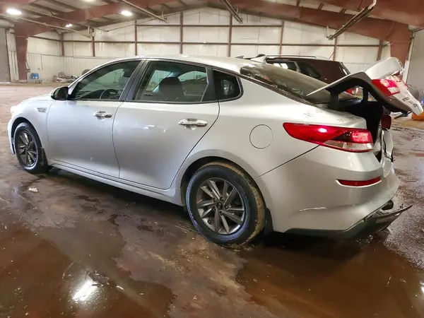5XXGT4L32LG397054 2020 KIA OPTIMA - Image 2