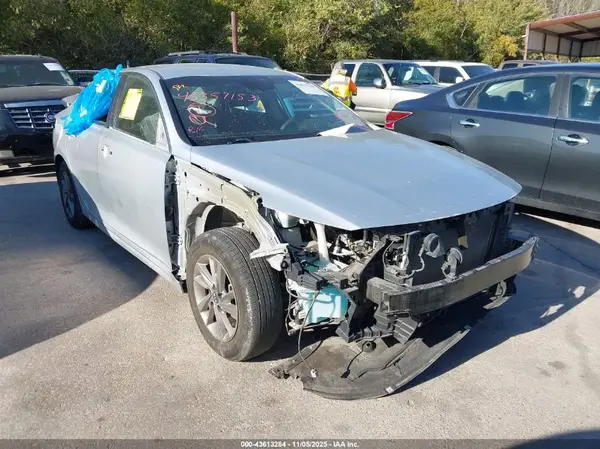 5XXGT4L32LG399628 2020 KIA OPTIMA - Image 1