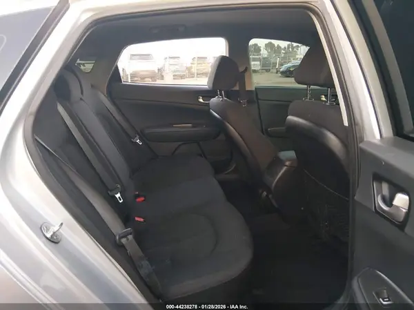 5XXGT4L32LG403032 2020 KIA OPTIMA - Image 8