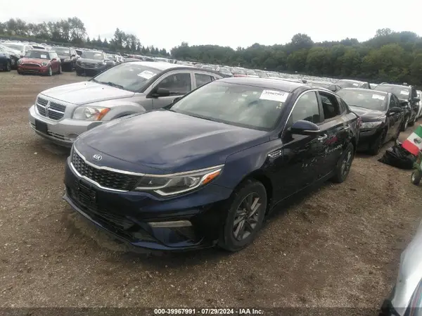 5XXGT4L32LG405086 2020 KIA OPTIMA - Image 2