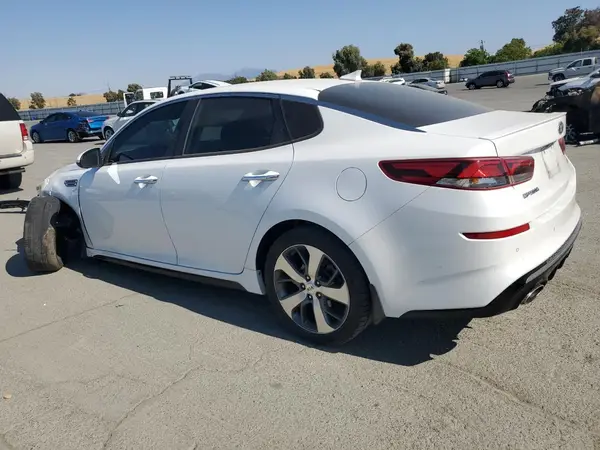 5XXGT4L32LG405461 2020 KIA OPTIMA - Image 2