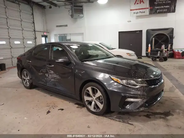 5XXGT4L32LG406447 2020 KIA OPTIMA - Image 1