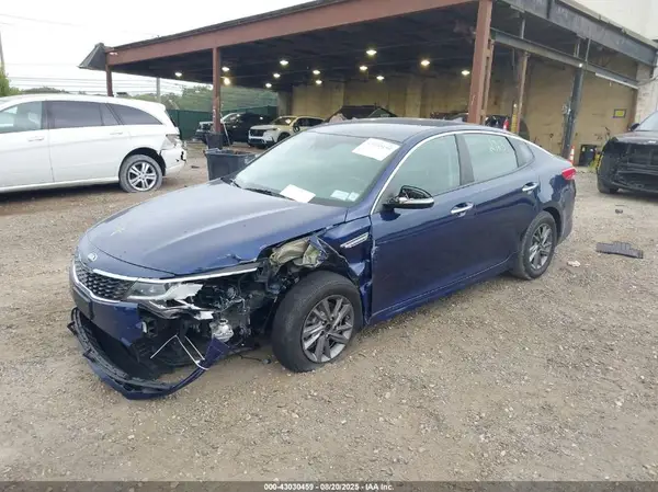 5XXGT4L32LG406707 2020 KIA OPTIMA - Image 2