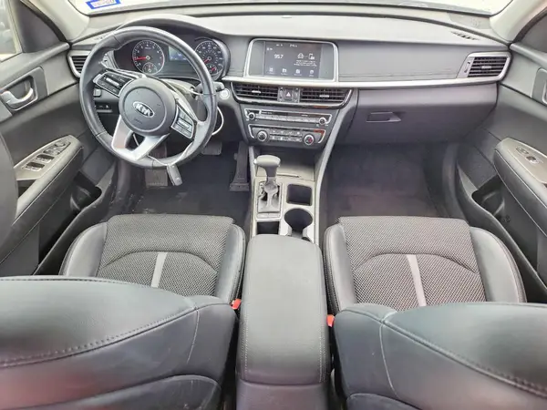 5XXGT4L32LG406819 2020 KIA OPTIMA - Image 8
