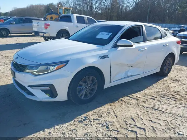 5XXGT4L32LG407422 2020 KIA OPTIMA - Image 2