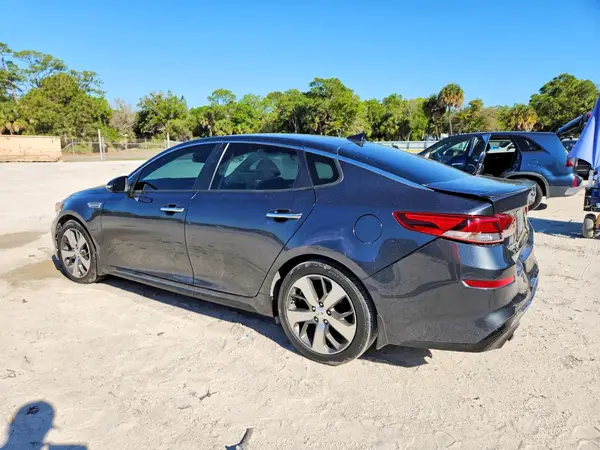 5XXGT4L32LG407517 2020 KIA OPTIMA - Image 2