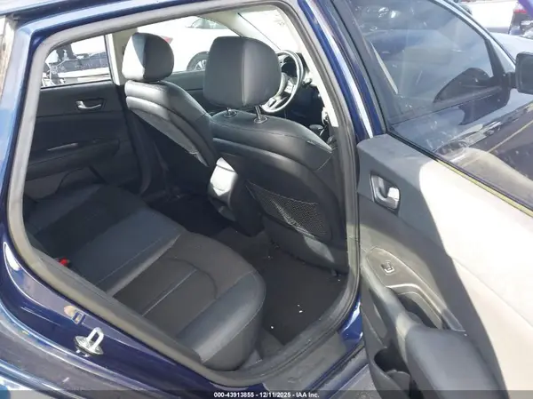 5XXGT4L32LG412426 2020 KIA OPTIMA - Image 8