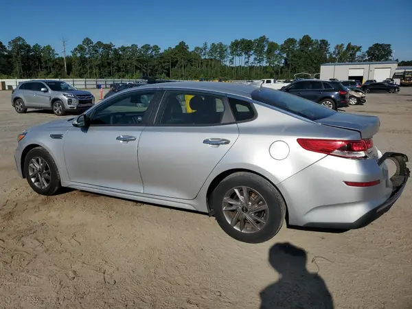 5XXGT4L32LG414323 2020 KIA OPTIMA - Image 2