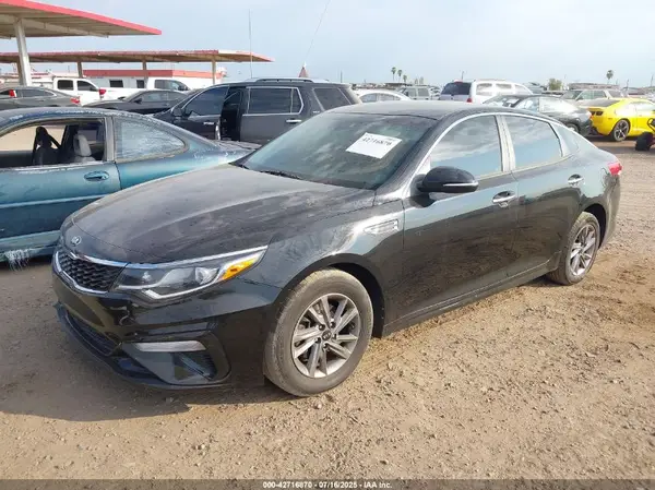 5XXGT4L32LG419036 2020 KIA OPTIMA - Image 2