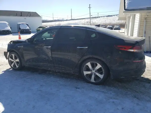 5XXGT4L32LG420705 2020 KIA OPTIMA - Image 2