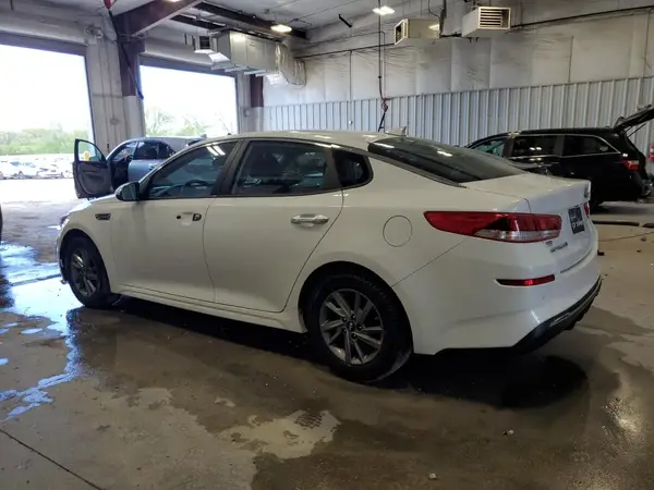 5XXGT4L32LG421479 2020 KIA OPTIMA - Image 2