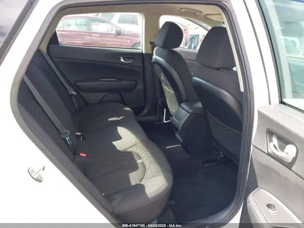 5XXGT4L32LG422177 2020 KIA OPTIMA - Image 8