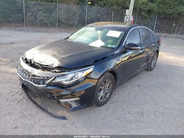 5XXGT4L32LG422258 2020 KIA OPTIMA - Image 2