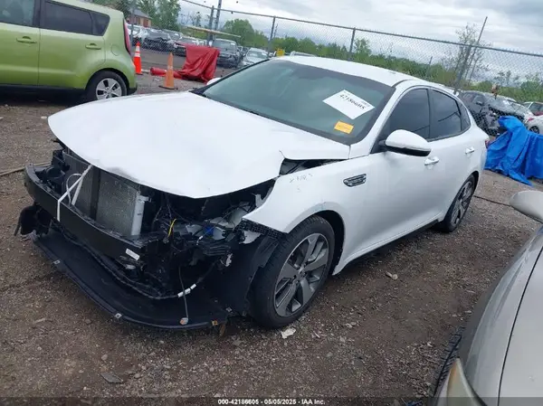 5XXGT4L32LG422972 2020 KIA OPTIMA - Image 2