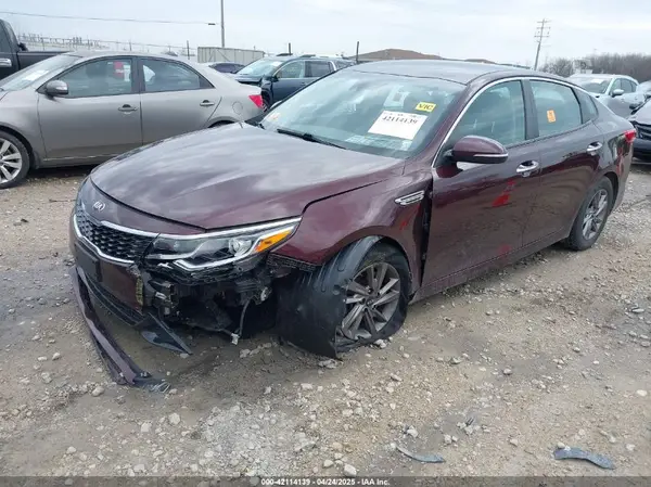 5XXGT4L32LG423586 2020 KIA OPTIMA - Image 2