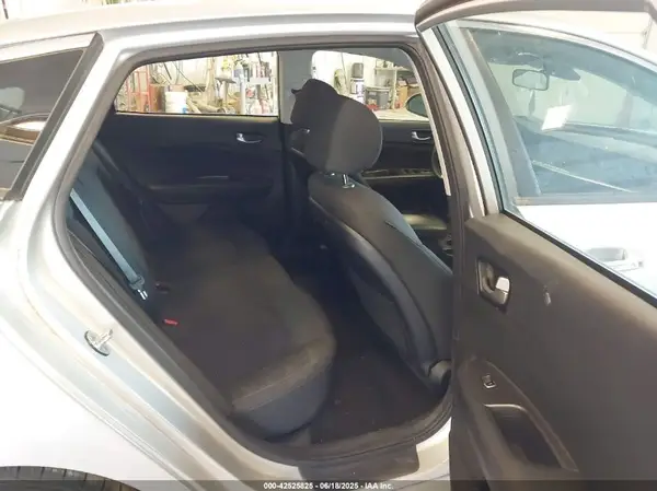5XXGT4L32LG424821 2020 KIA OPTIMA - Image 8