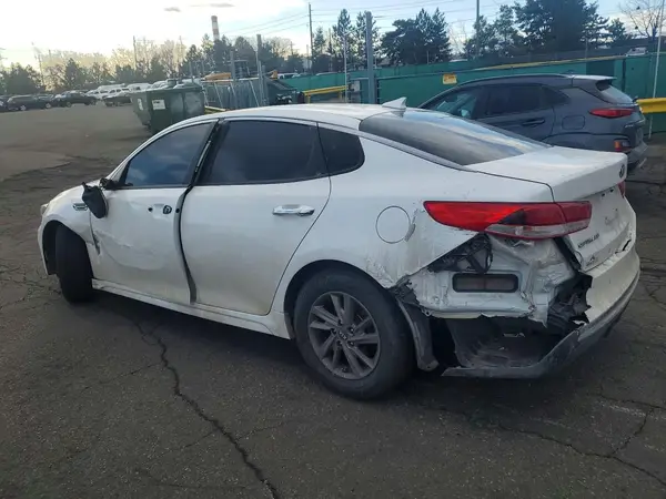 5XXGT4L32LG425838 2020 KIA OPTIMA - Image 2