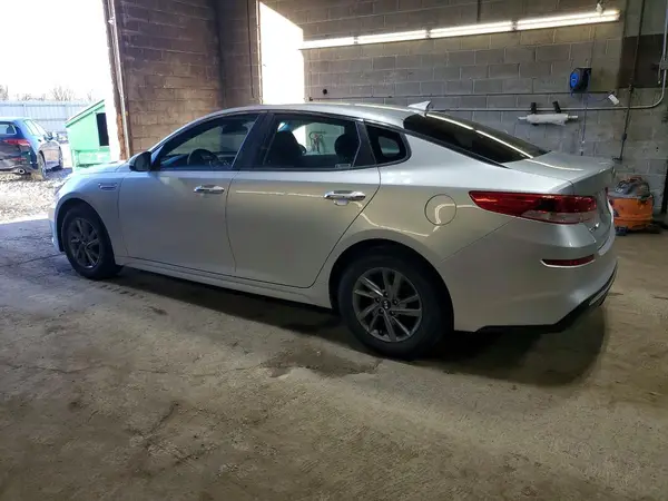 5XXGT4L32LG427525 2020 KIA OPTIMA - Image 2