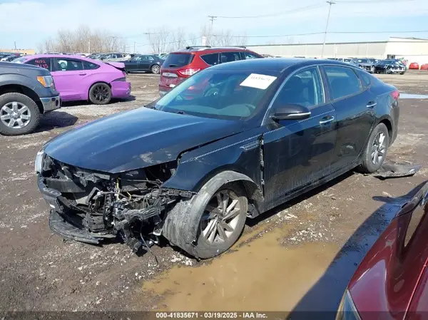 5XXGT4L32LG430599 2020 KIA OPTIMA - Image 2