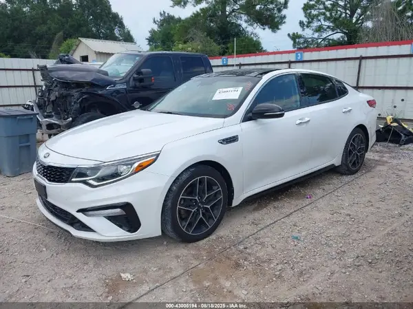 5XXGT4L32LG432451 2020 KIA OPTIMA - Image 2