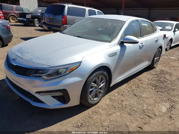 5XXGT4L32LG433129 2020 KIA OPTIMA - Image 2