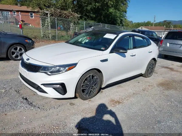 5XXGT4L32LG433485 2020 KIA OPTIMA - Image 2