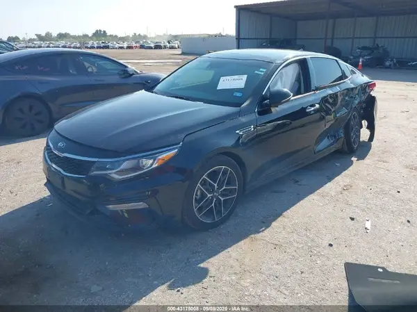 5XXGT4L32LG434006 2020 KIA OPTIMA - Image 2