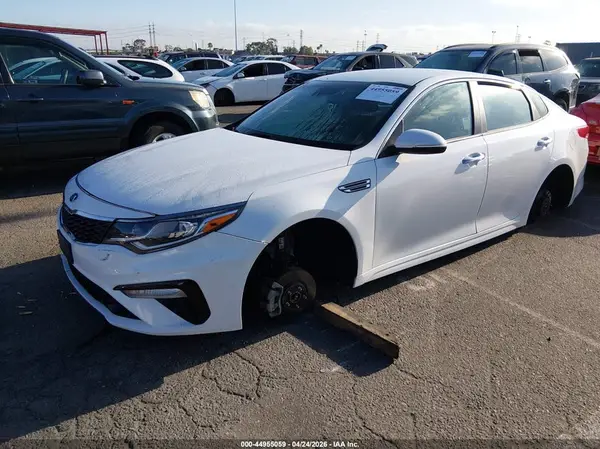 5XXGT4L32LG438377 2020 KIA OPTIMA - Image 2