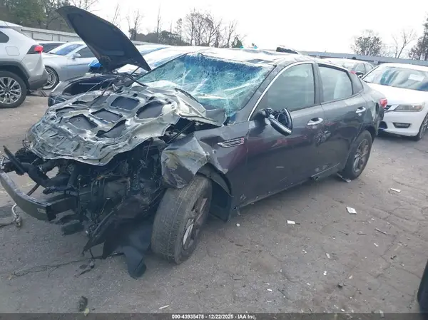 5XXGT4L32LG440288 2020 KIA OPTIMA - Image 2
