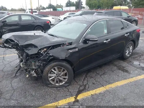 5XXGT4L32LG441232 2020 KIA OPTIMA - Image 2