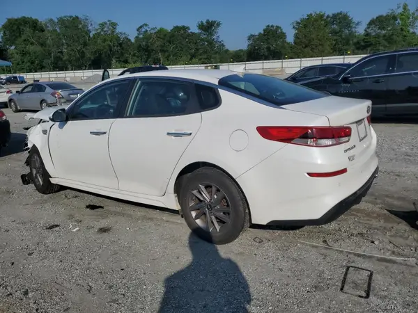 5XXGT4L32LG442588 2020 KIA OPTIMA - Image 2