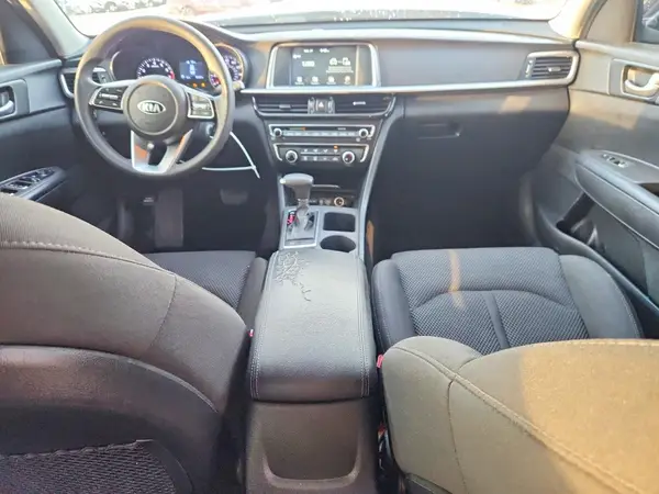 5XXGT4L32LG446110 2020 KIA OPTIMA - Image 8