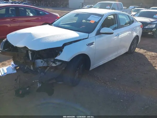 5XXGT4L32LG447757 2020 KIA OPTIMA - Image 2