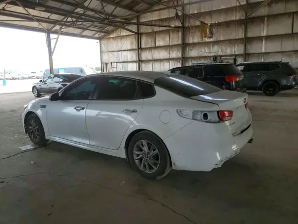 5XXGT4L32LG448312 2020 KIA OPTIMA - Image 2