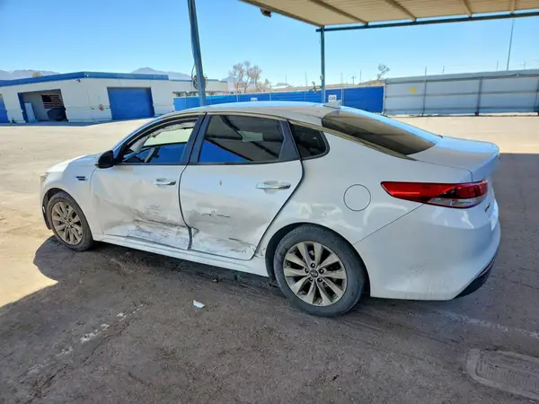 5XXGT4L33GG004412 2016 KIA OPTIMA - Image 2