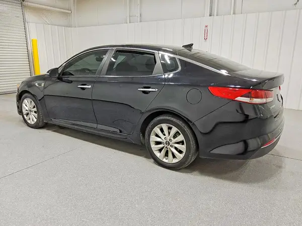 5XXGT4L33GG019055 2016 KIA OPTIMA - Image 2