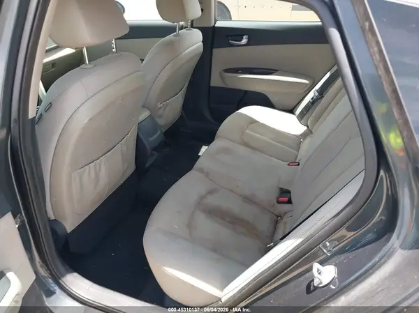 5XXGT4L33GG019573 2016 KIA OPTIMA - Image 8