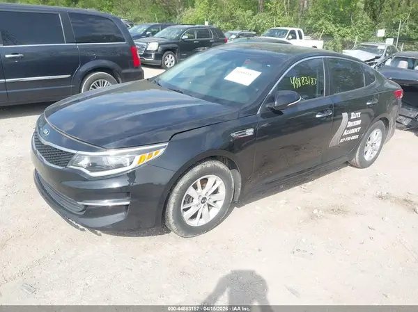 5XXGT4L33GG028418 2016 KIA OPTIMA - Image 2