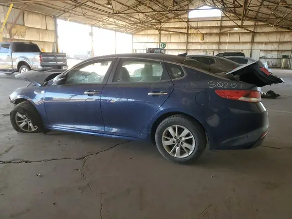 5XXGT4L33GG032811 2016 KIA OPTIMA - Image 2