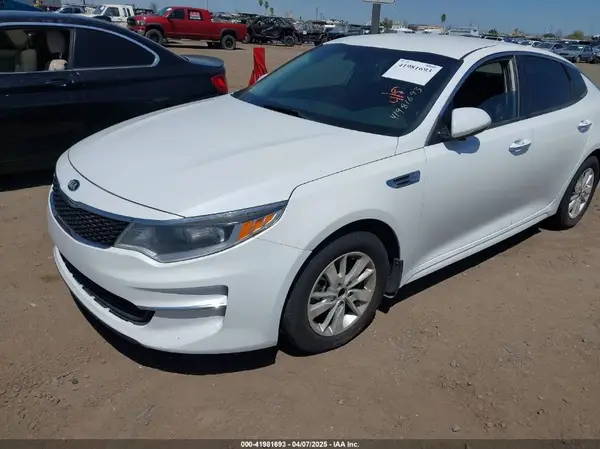 5XXGT4L33GG033022 2016 KIA OPTIMA - Image 2