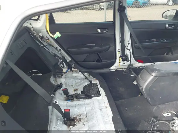 5XXGT4L33GG035580 2016 KIA OPTIMA - Image 8