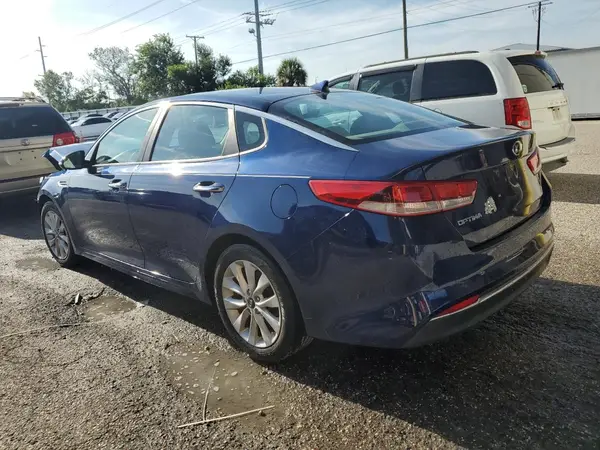 5XXGT4L33GG037667 2016 KIA OPTIMA - Image 2