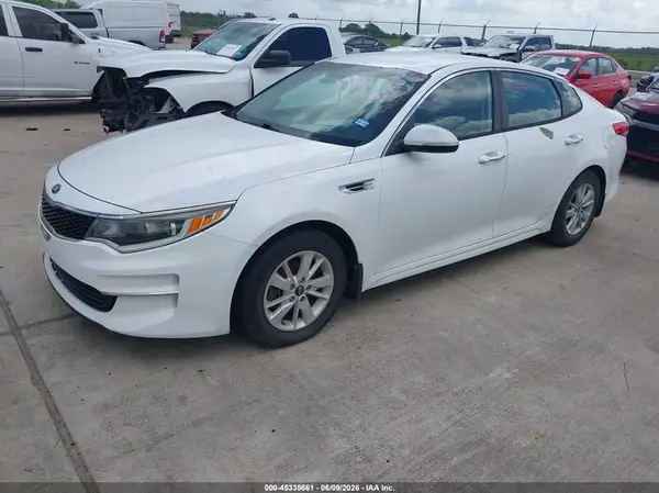 5XXGT4L33GG040262 2016 KIA OPTIMA - Image 2