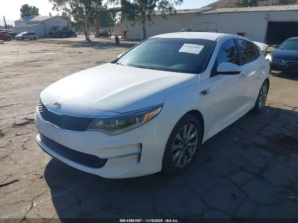 5XXGT4L33GG045994 2016 KIA OPTIMA - Image 2
