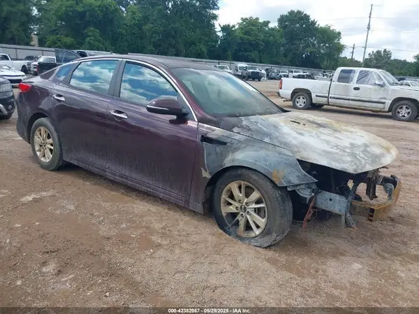 5XXGT4L33GG047664 2016 KIA OPTIMA - Image 1