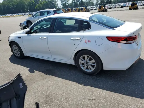 5XXGT4L33GG049236 2016 KIA OPTIMA - Image 2