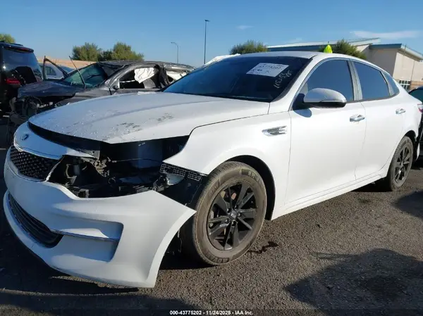 5XXGT4L33GG051035 2016 KIA OPTIMA - Image 2