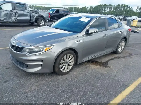 5XXGT4L33GG068546 2016 KIA OPTIMA - Image 2