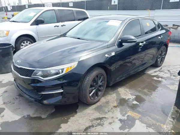 5XXGT4L33GG071169 2016 KIA OPTIMA - Image 2
